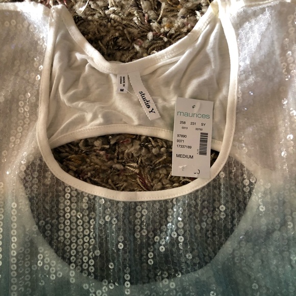 NWT MAURICES Sequin ombré Top - Picture 2 of 4